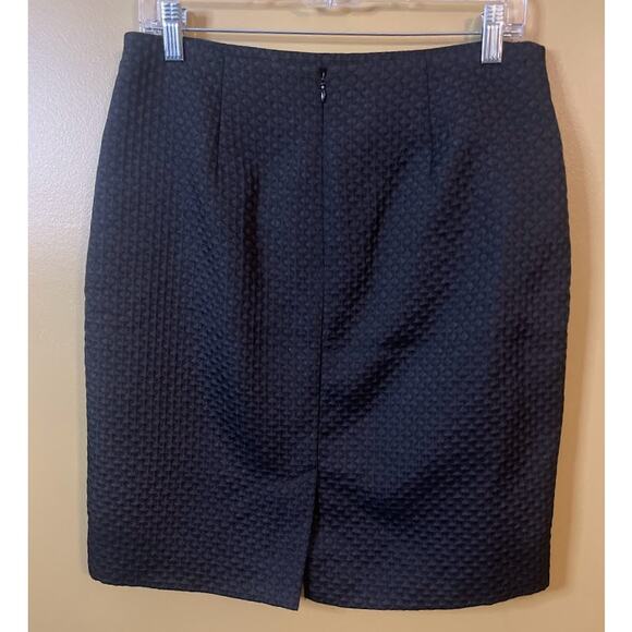 Banana Republic Black Textured Pencil Skirt Size 8 - Picture 2 of 3